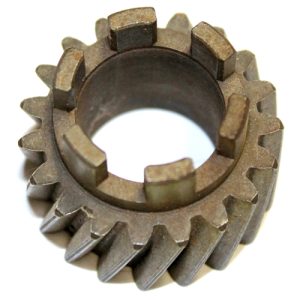 Clutch pinion gear